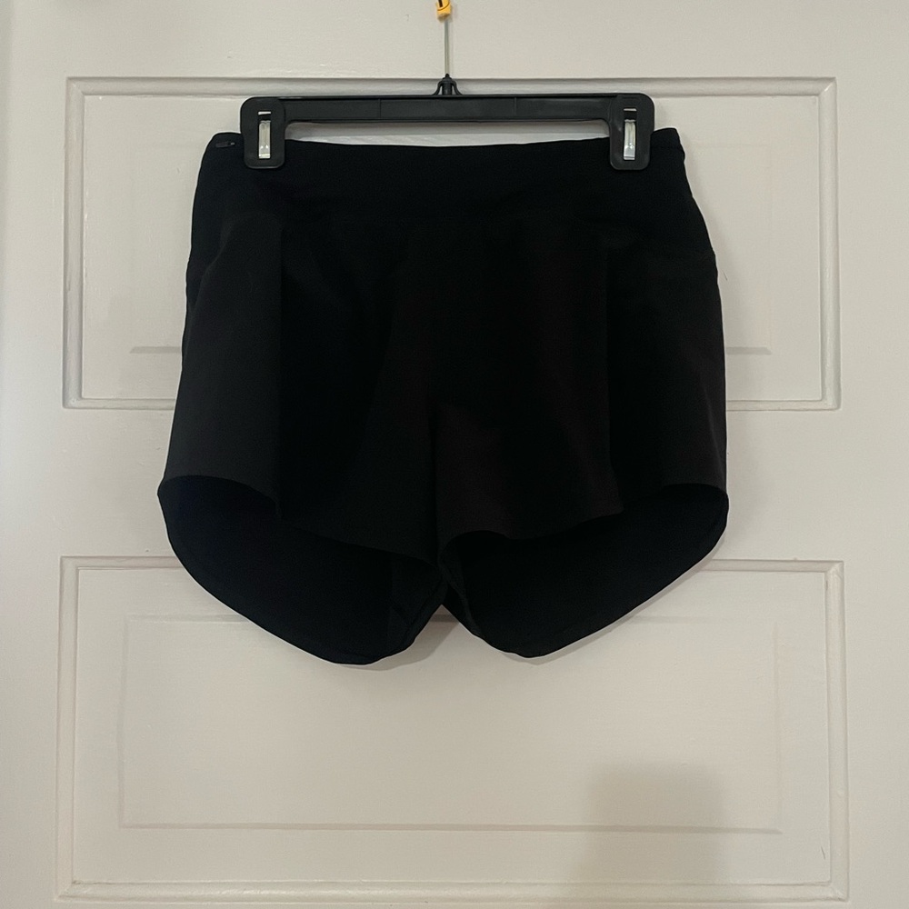 Lulu Lemon Black Athletic Shorts Size 6